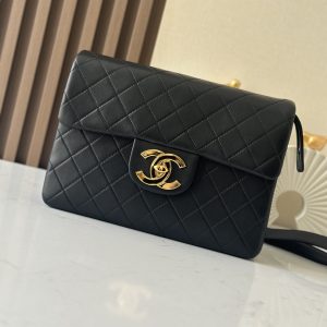 Chanel Flap Backpack AS2219 30x21x8cm
