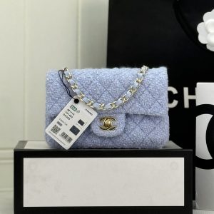 Alternative view of CHANEL MINI CLASSIC 11.12 HANDBAG 20 12 ¡Á 20 ¡Á 6 cm