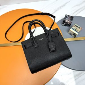 YSL SAC DE JOUR IN GRAINED LEATHER NANO 22x17x9cm