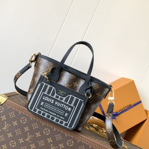 Alternative view of LV Neverfull Bandouli¨¨re Inside Out BB M12099 24x14x9cm