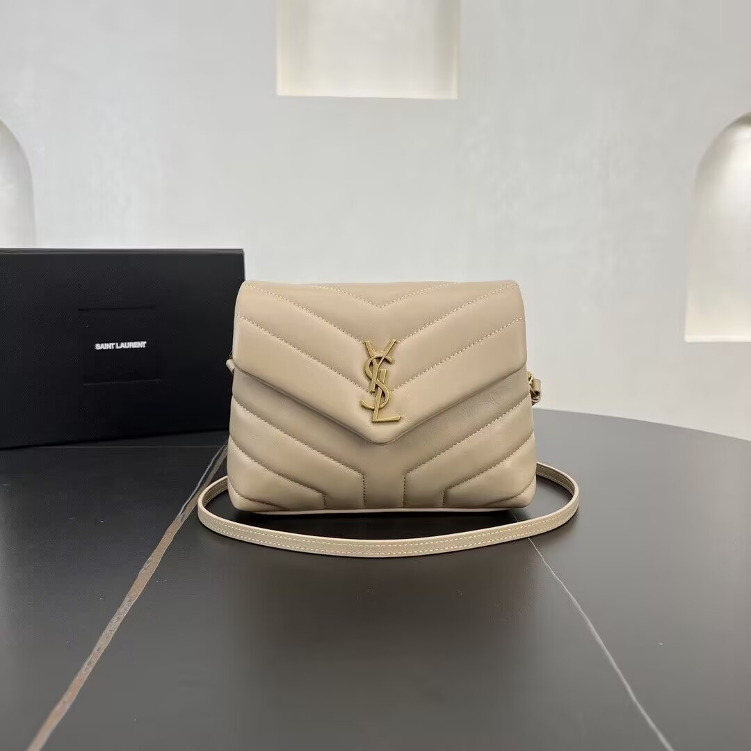 YSL TOY LOULOU IN QUILTED LEATHER 7.9 X 5.5 X 3 INCHES