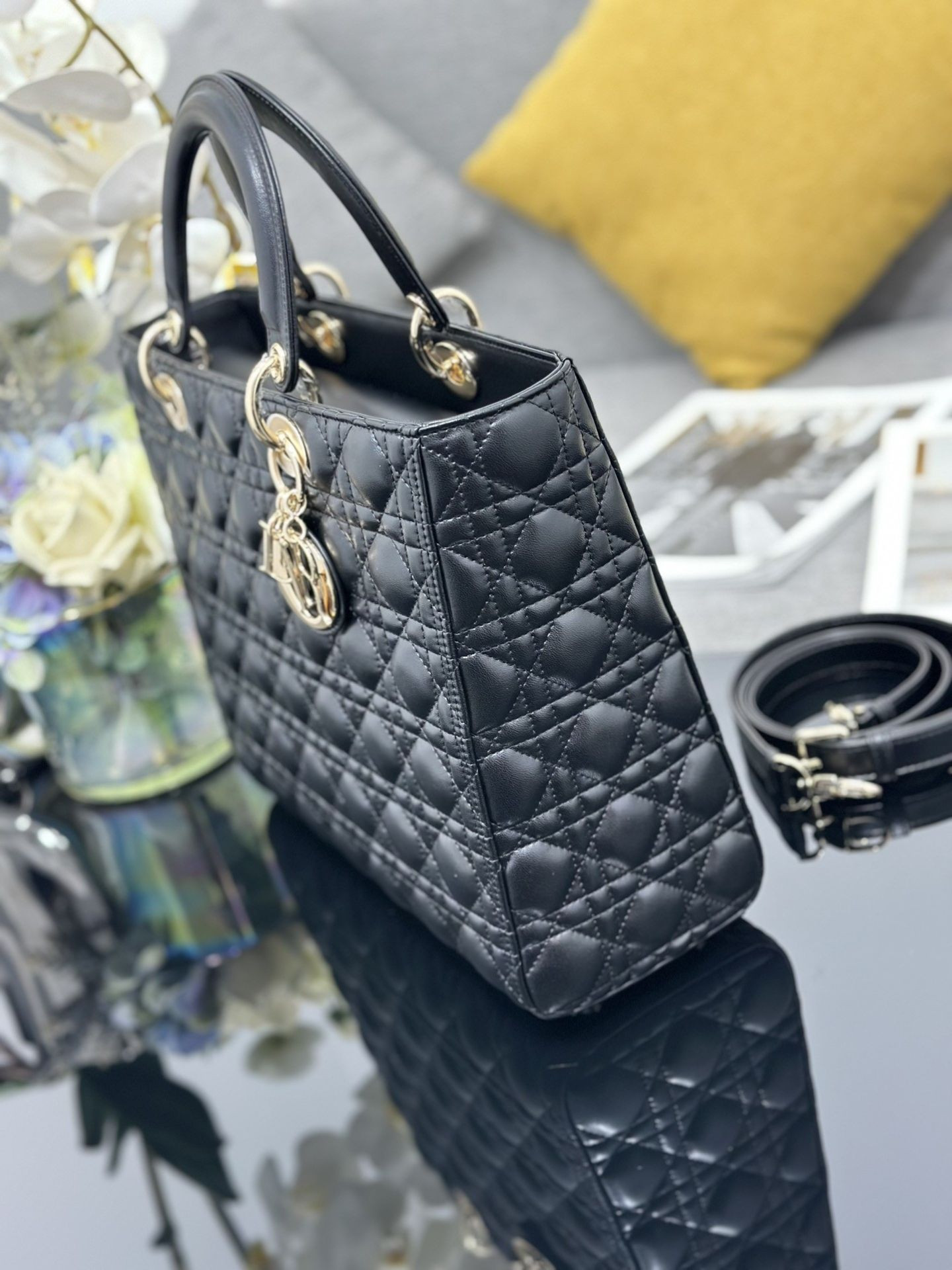 Dior Lady Bag 32 x 25 x 11cm - Image 5