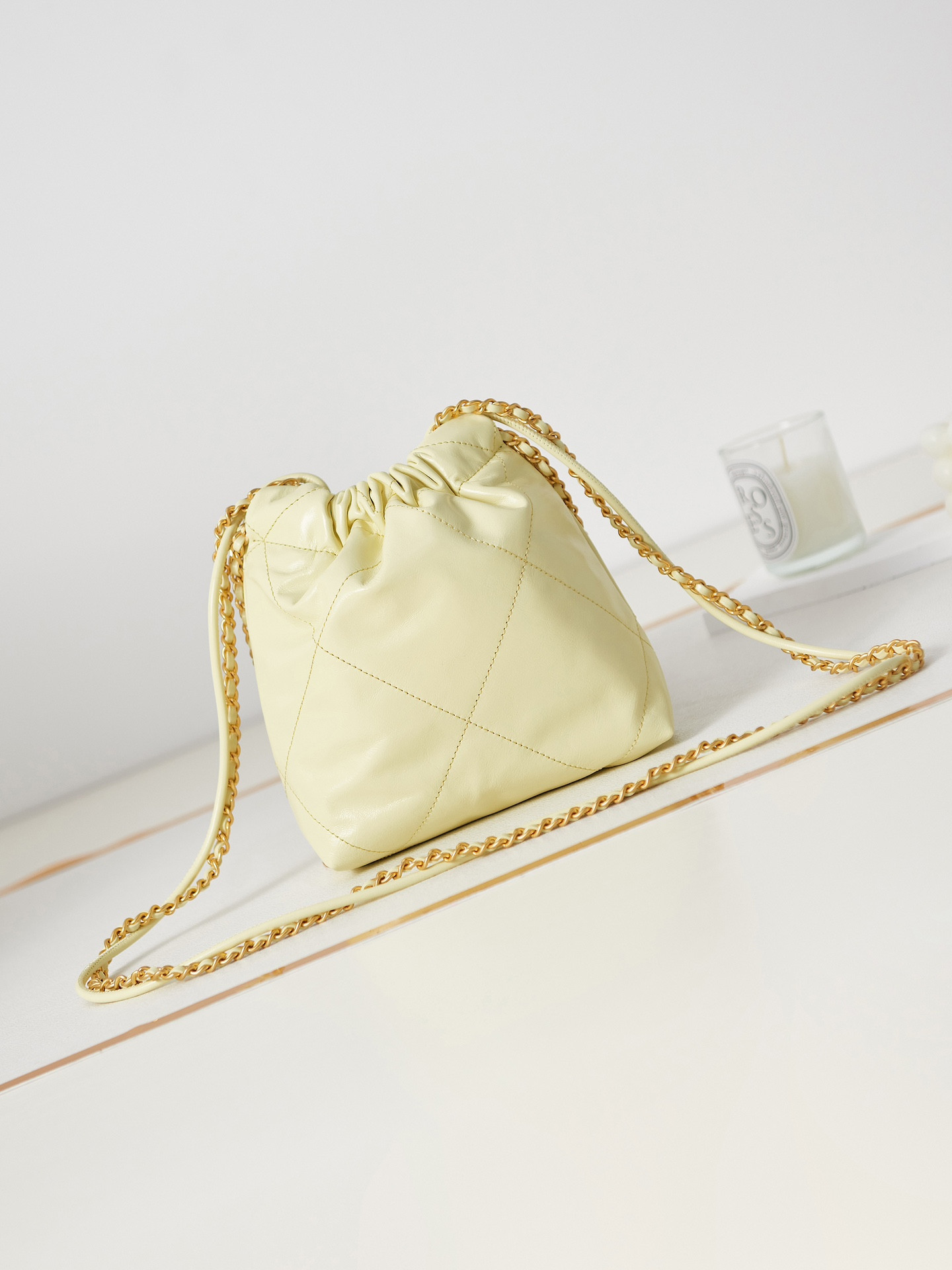 CHANEL 22 MINI HANDBAG Shiny Calfskin Yellow 7.8 ¡Á 7.4 ¡Á 2.3 in - Image 6