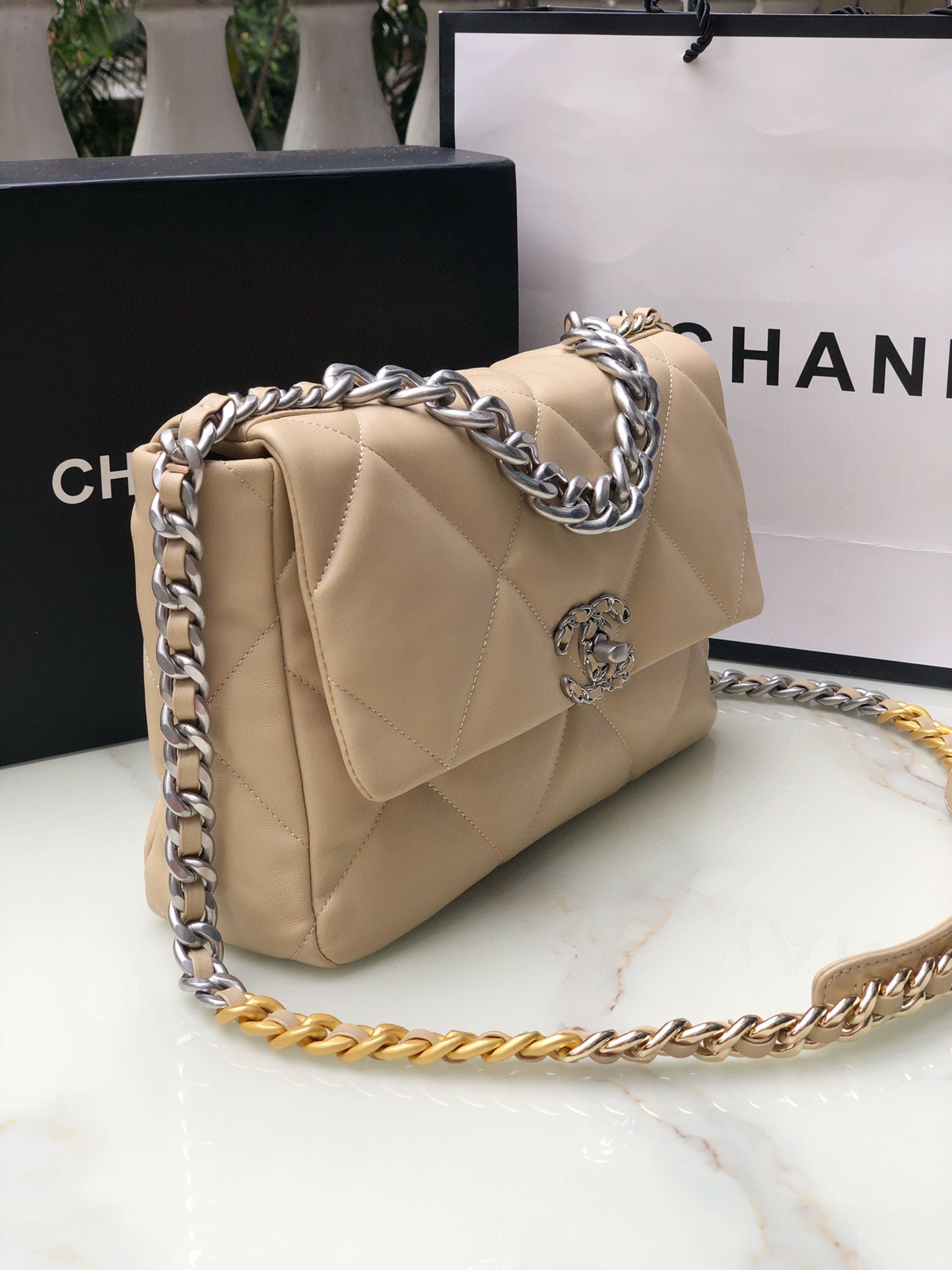 CHANEL 19 HANDBAG Shiny Leather, Gold-Tone, Silver-Tone & Ruthenium-Finish Metal Beige 30x20x10cm - Image 3