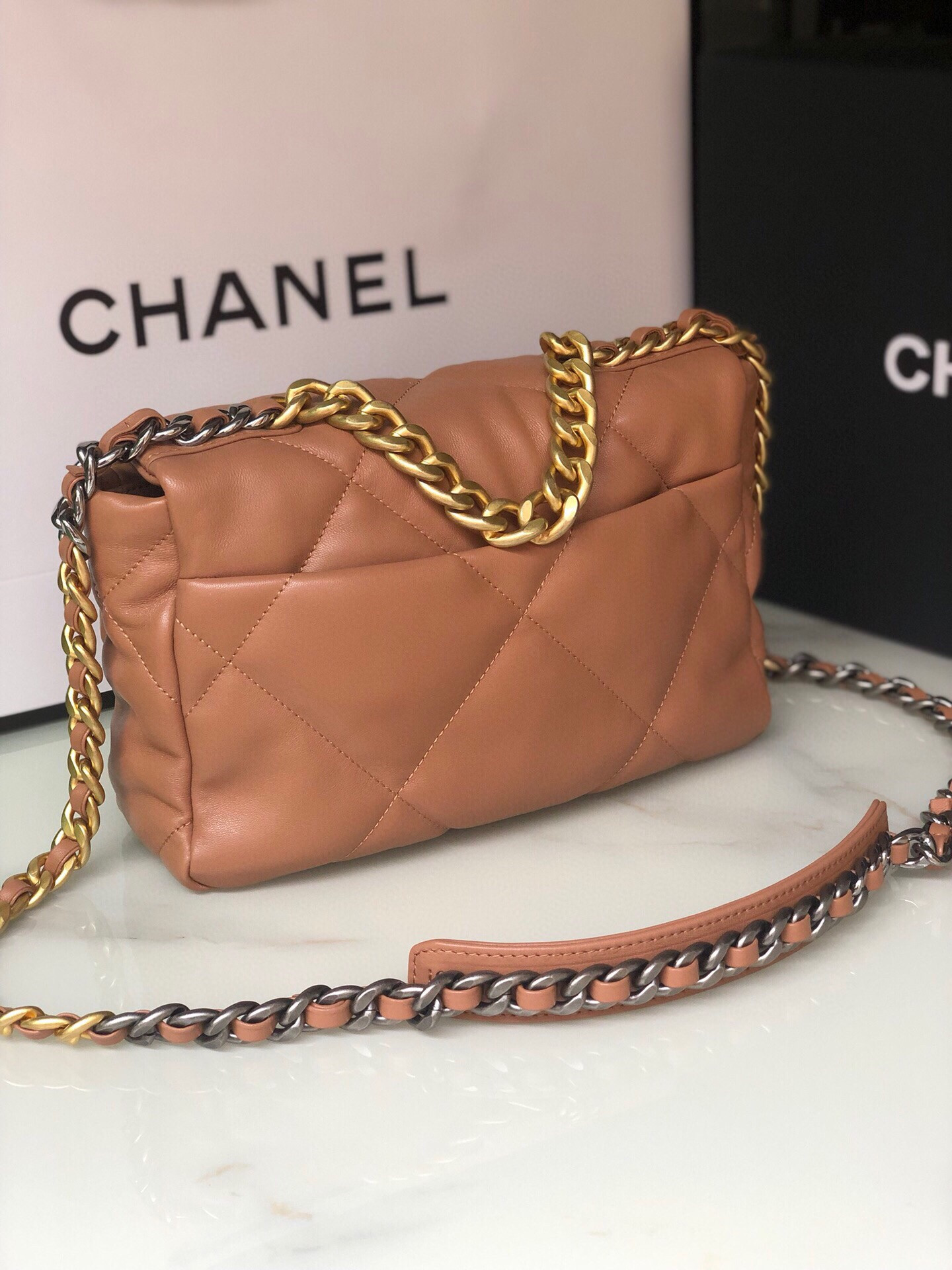 CHANEL 19 HANDBAG Shiny Leather, Gold-Tone, Silver-Tone & Ruthenium-Finish Metal Caramel 6.2 x 10.1 x 3.5 in - Image 4