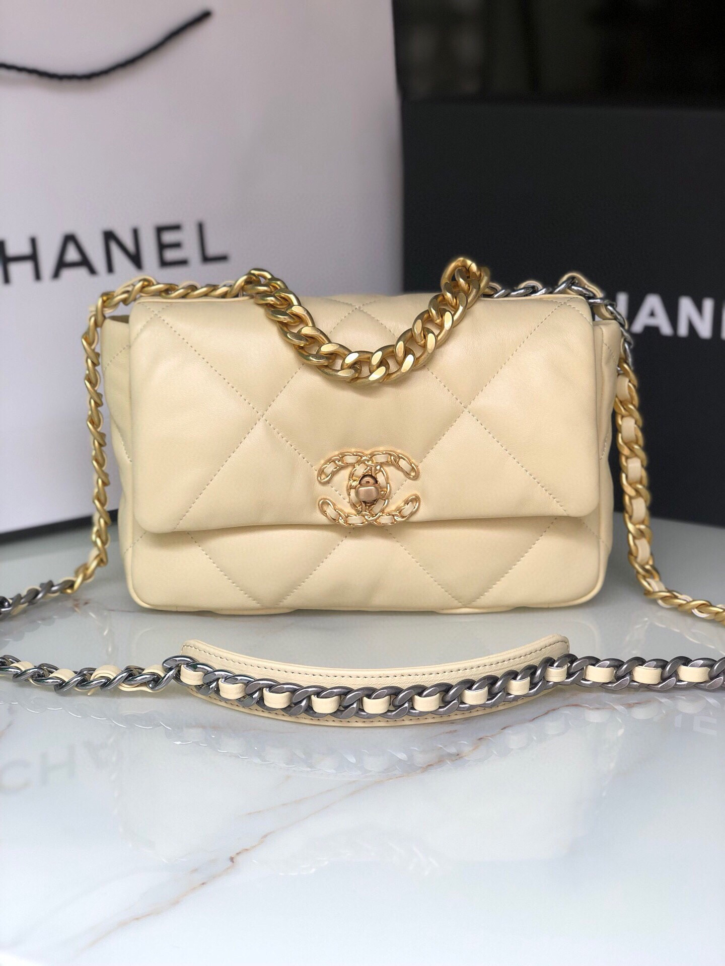 CHANEL 19 HANDBAG Shiny Leather, Gold-Tone, Silver-Tone & Ruthenium-Finish Metal Dark Yellow 6.2 x 10.1 x 3.5 in