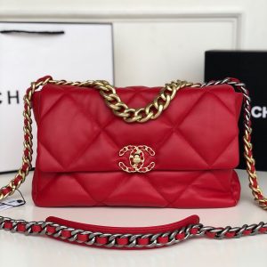 CHANEL 19 LARGE HANDBAG Shiny Leather, Gold-Tone, Silver-Tone & Ruthenium-Finish Metal Red 7.8 x 11.7 x 3.9 in