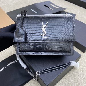 YSL SUNSET MEDIUM IN CROCODILE-EMBOSSED LEATHER 8 X 6.2 X 2.5 INCHES