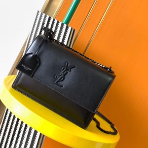 YSL SUNSET MEDIUM IN SMOOTH LEATHER 8 X 6.2 X 2.5 INCHES