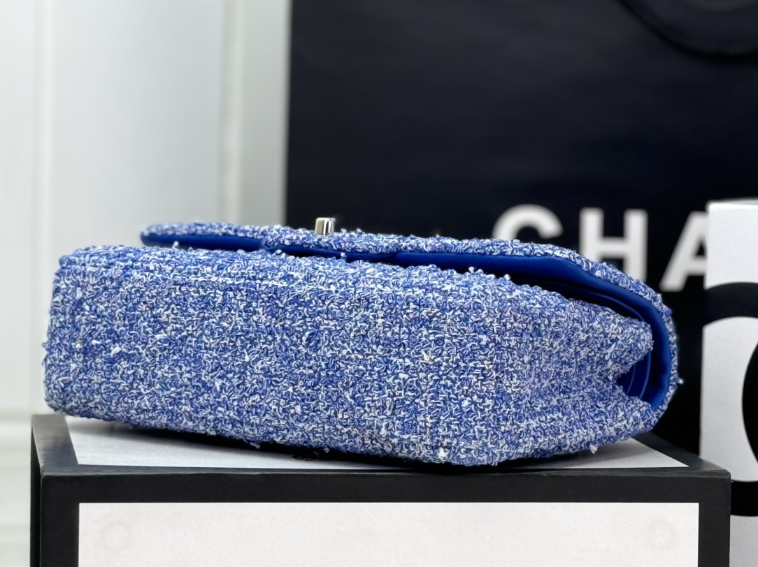 CHANEL CLASSIC 11.12 HANDBAG Tweed & Silver-Tone Metal 6 ¡Á 9.9 ¡Á 2.5 in - Image 5