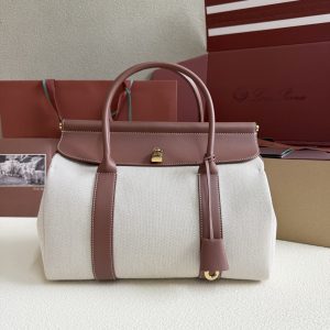 Alternative view of Laoro Piana Loom L32 33x23x18cm