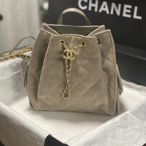 Chanel 25 Medium Backpack AS5600  (23*23*14cm)
