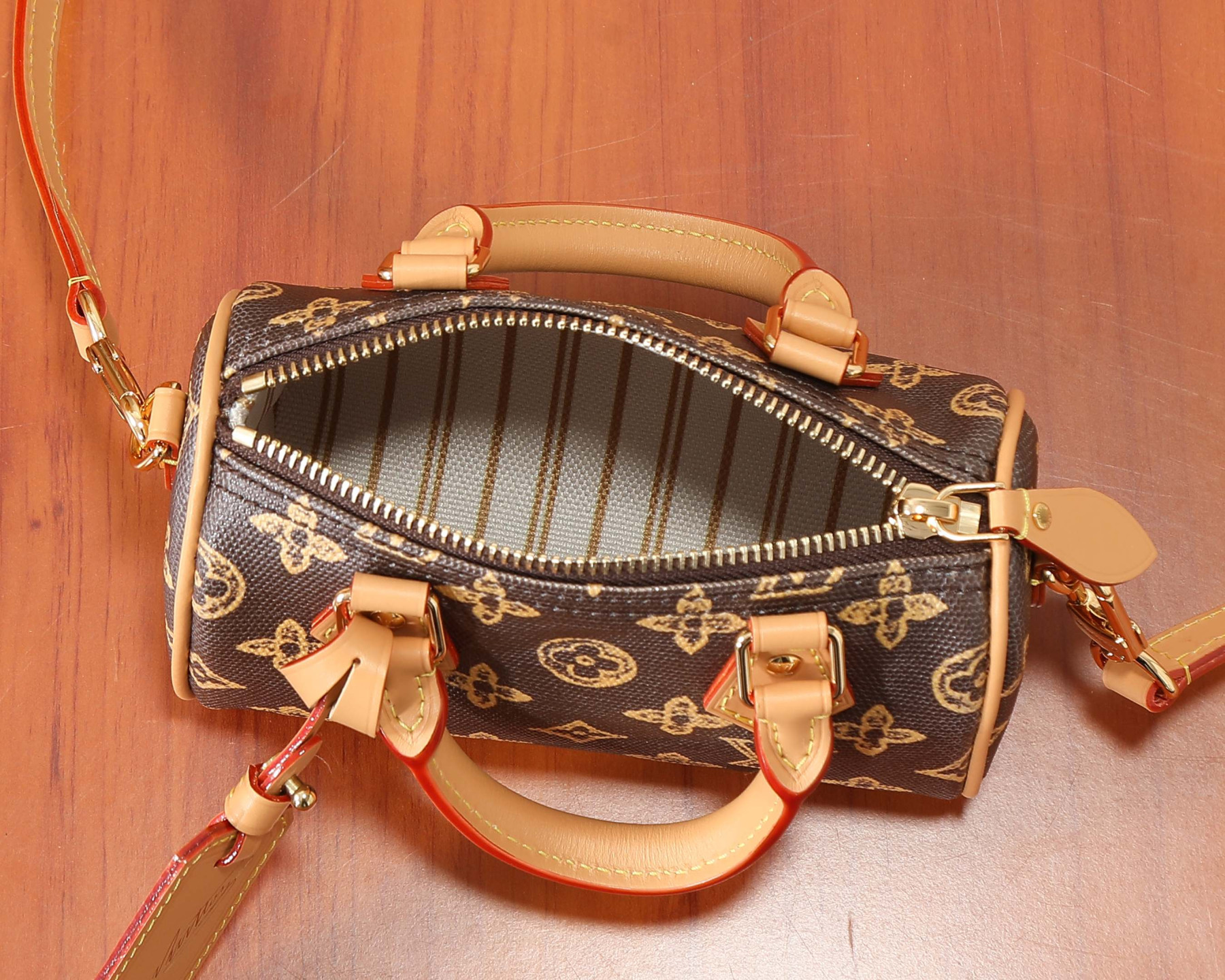 LV NANO SPEEDY Handbag M27610 10x7.5x16cm - Image 6