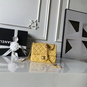 Alternative view of CHANEL MINI FLAP BAG 13.5x17x8cm #6