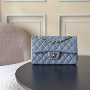 Alternative view of Chanel Small Classic Bag 23x6.5x14cm #5
