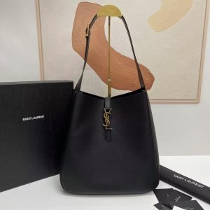 Alternative view of YSL LE 5 ¨¤ 7 30 X 31 X 13 CM #4
