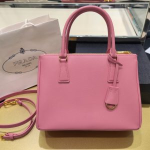 Alternative view of Prada Galleria 1BA863 medium leather bag 5