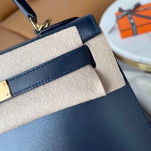 Alternative view of Herm¨¨s Kelly Sellier 28 Blue Nuit Box Leather Gold Hardware
