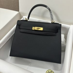 Herm¨¨s Kelly Sellier 20 Noir Epsom Leather Gold Hardware