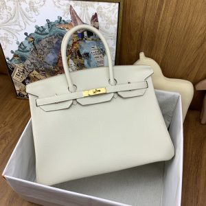 Alternative view of Herm¨¨s Birkin 35 Craie Togo and Gold Hardware