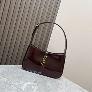 Alternative view of YSL LE 5 ¨¤ 7 IN PATENT LEATHER RED 9 X 6.3 X 2.5 INCHES